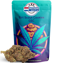 Sachet de 5g de fleurs CBD Girl Scout Cookies (GSC) de la marque Amsterdam Quality. Variété gourmande aux notes sucrées et terreuses, issue d’une culture indoor. Riche en CBD, avec un taux de THC légal.