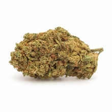 Bud de CBD Amnesia premium, variété indoor aux trichomes visibles et reflets orange, disponible chez Amsterdam Quality.