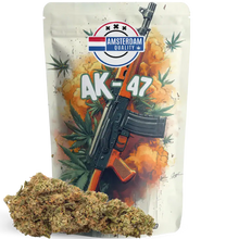 Fleur CBD puissante et boisée. Effet relaxant rapide. Une variété explosive, toujours légale, par Amsterdam Quality.