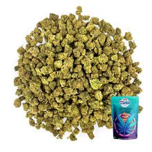 Petit bourgeons de fleurs CBD Girl Scout Cookies en vrac, accompagnés d’un sachet de 5g pour une meilleure visualisation.